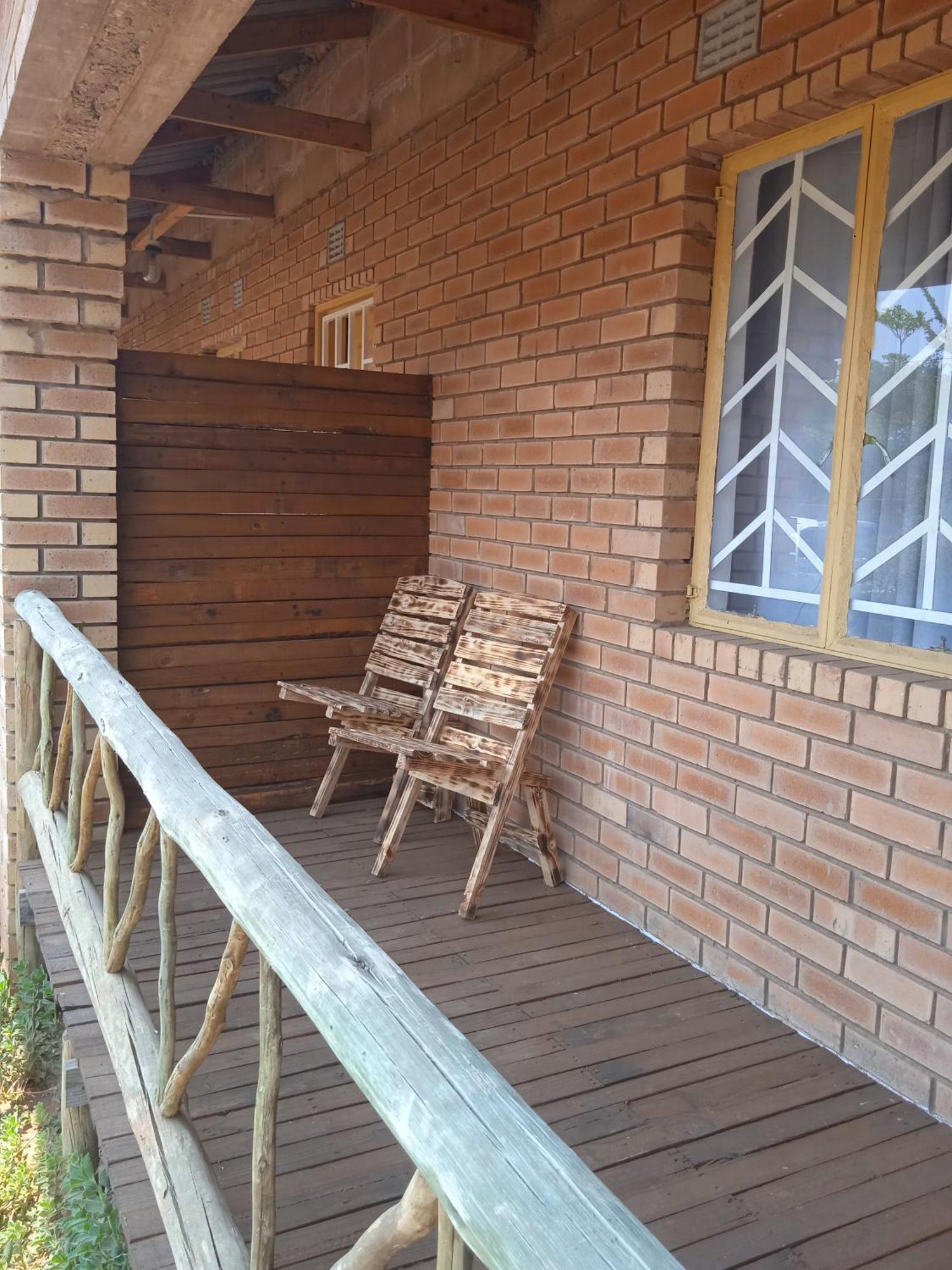 Sunshinevibe Guest House 카사네 외부 사진